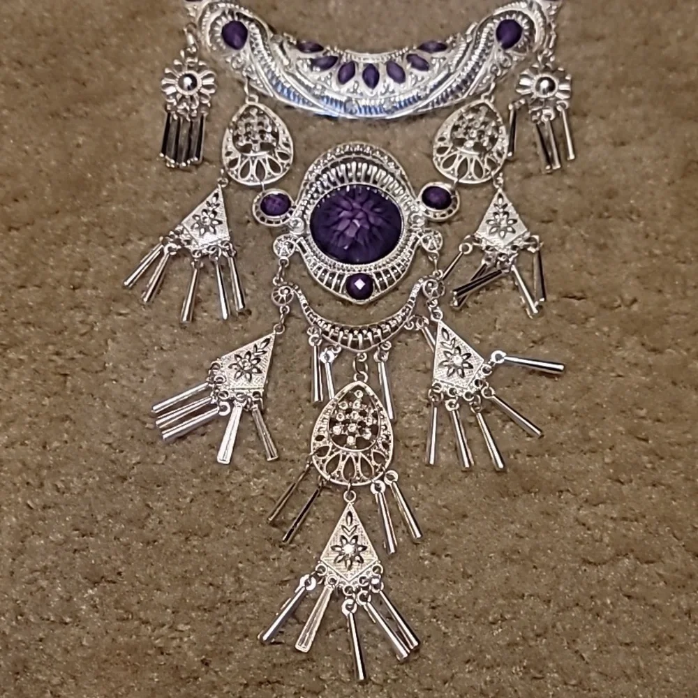 Collars Dance Accessories - Picture 2 of 3